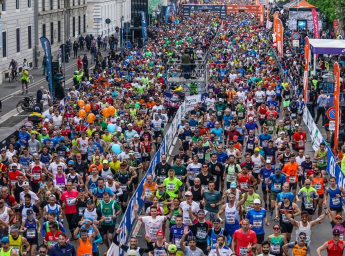 Milano Marathon: 8000 Atleti, Festival e Tifo