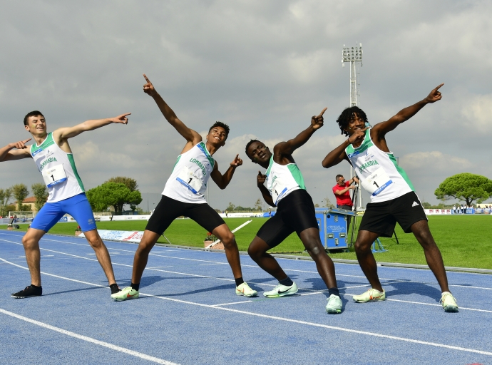 Auguri all'Atletica più Bella!