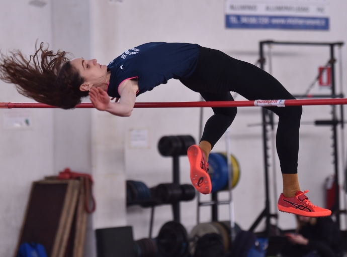 Bergamo Indoor: Rossi 1,78 (Alto), Okoluku 8.01 (60Hs)