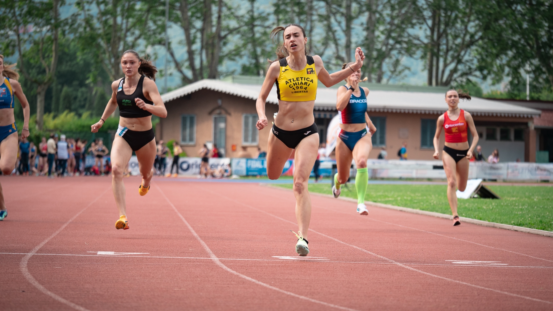 Chiara Goffi Vola a Chiari sui 200: 23.86